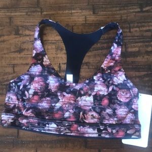 ♥️NWT LULULEMON BREAK FREE BRA♥️